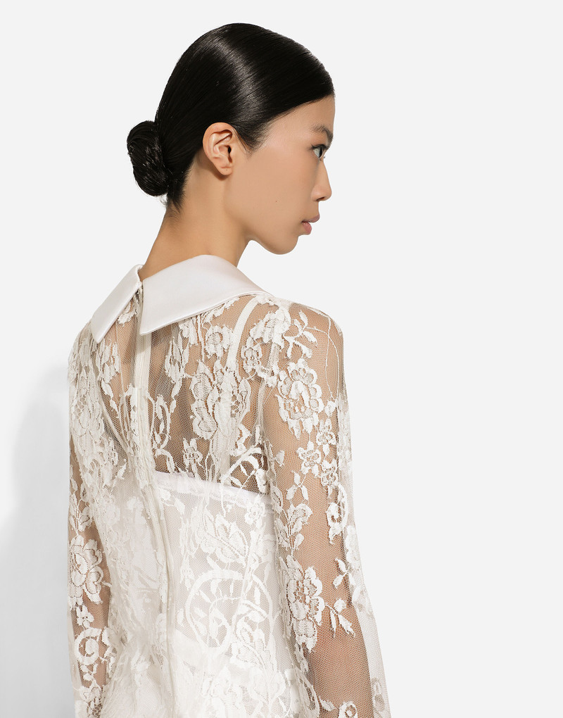 Short lace dress with satin neck 7
