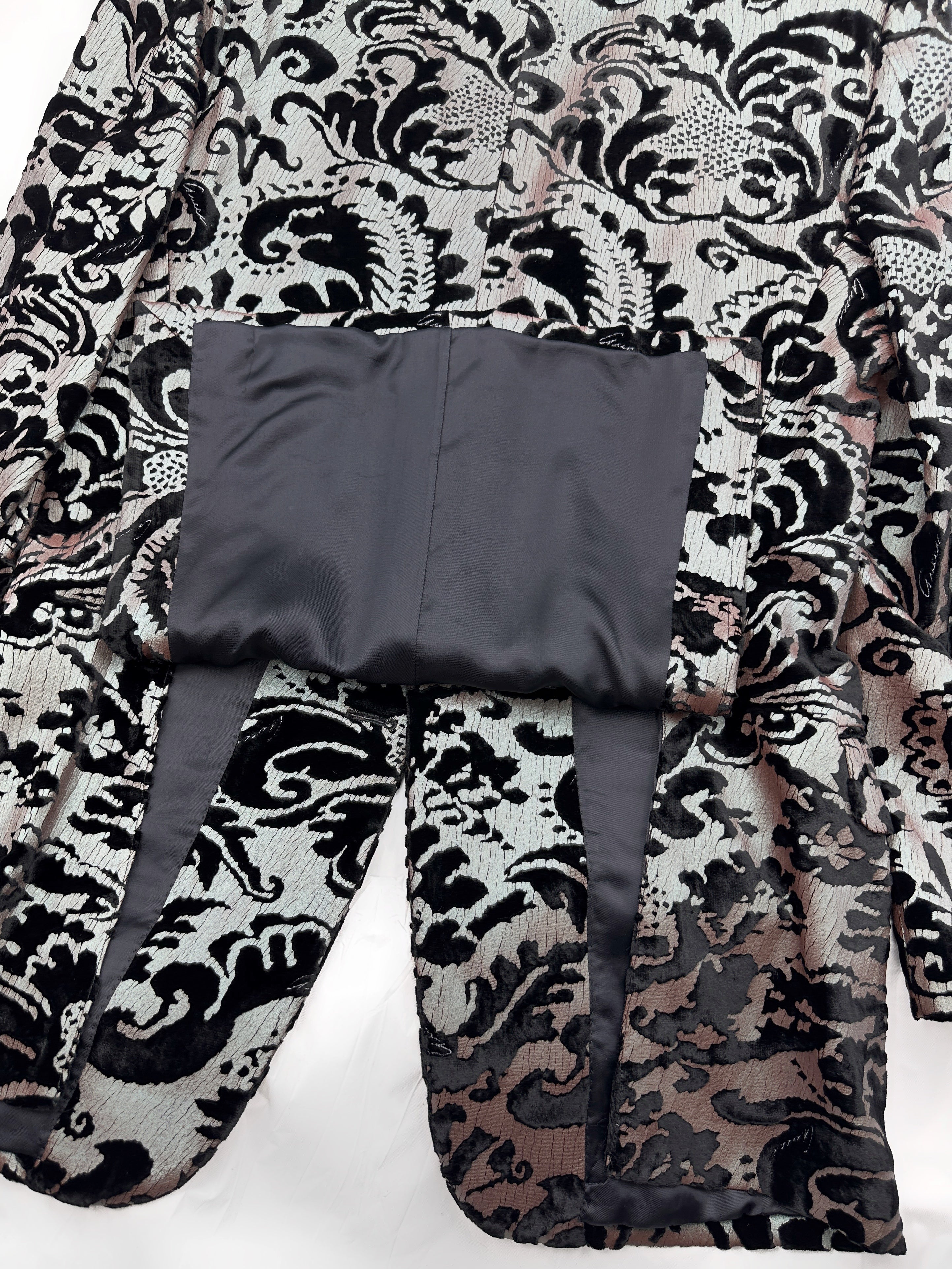 STATEMENT Gucci Spring 2000 Tom Ford Runway Men’s Damask Iridescent Floral Velvet Tuxedo Blazer Jack - 16