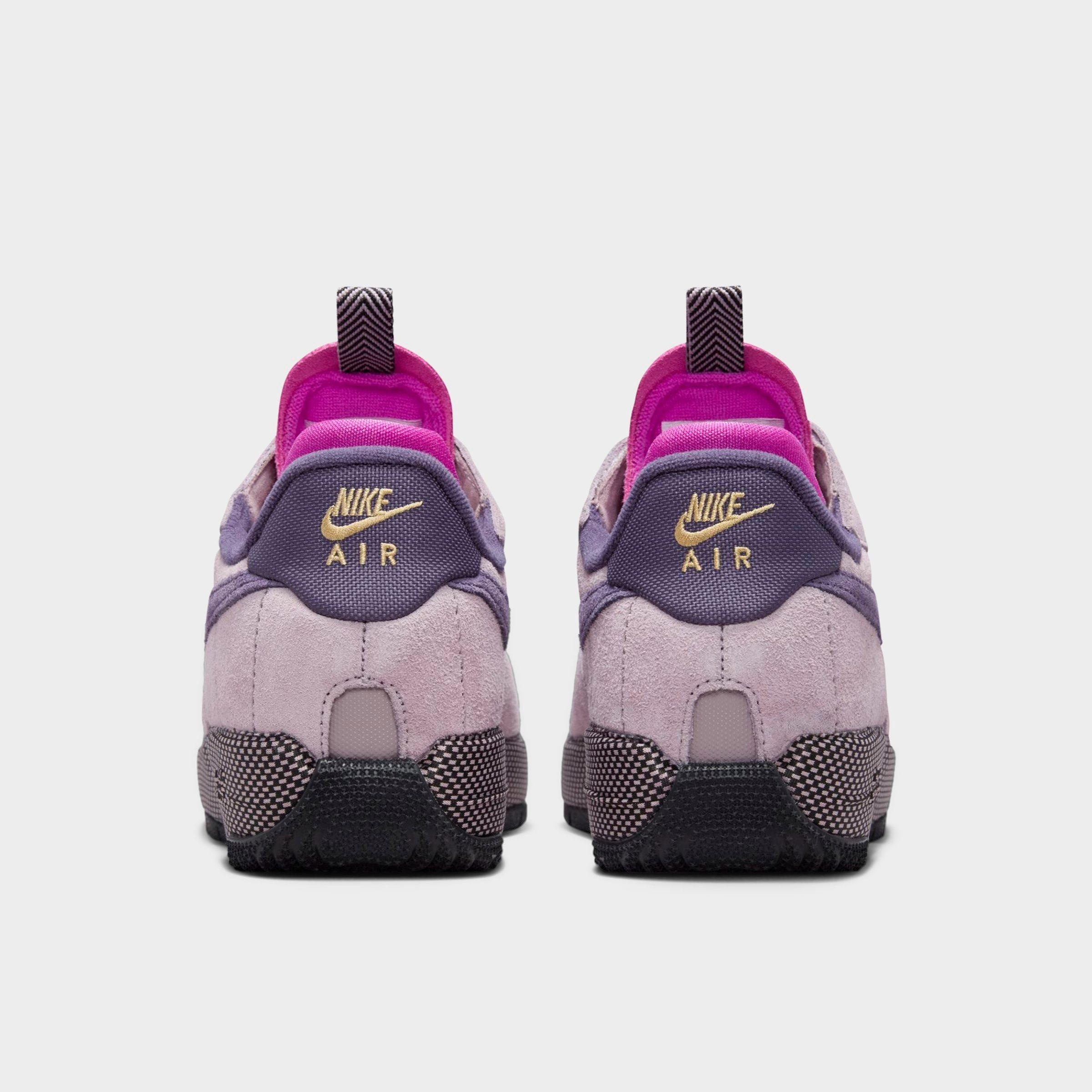 WOMEN'S NIKE AIR FORCE 1 WILD SNEAKERBOOTS - 4
