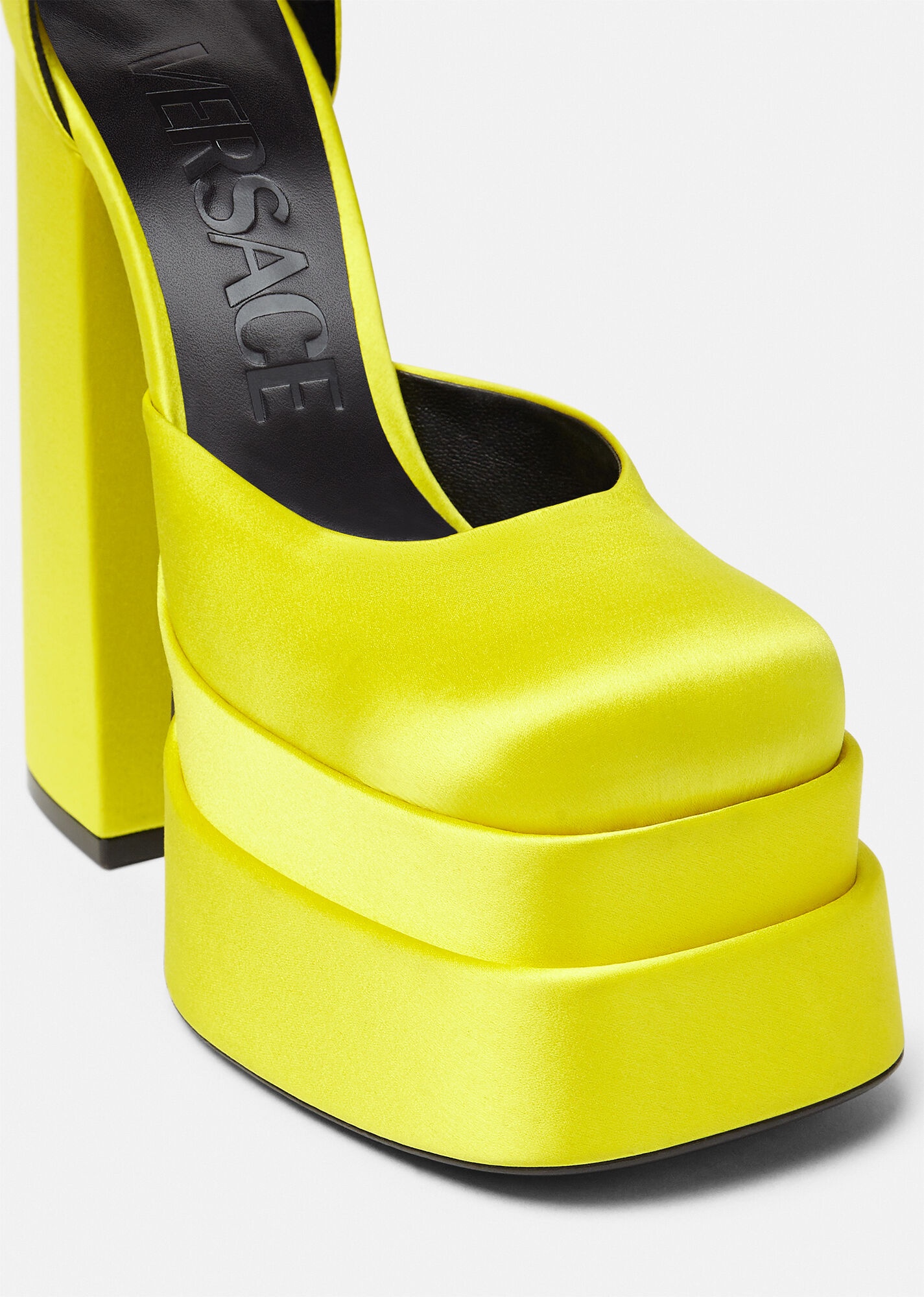 Medusa Aevitas Platform Pumps - 4