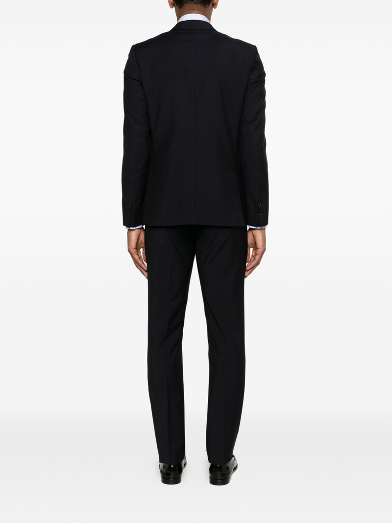flap-pocket suit 3