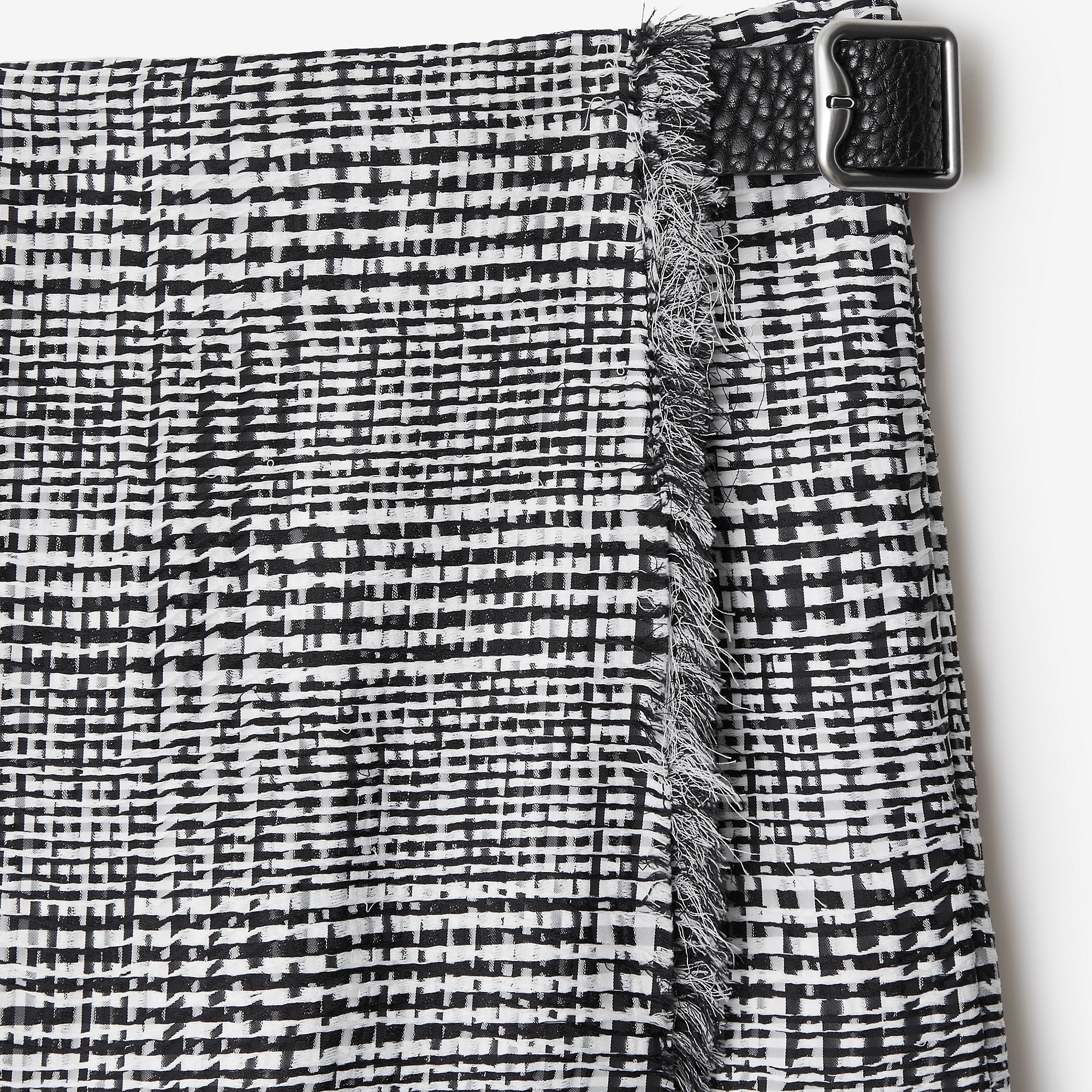 Warped Houndstooth Nylon Kilt - 6
