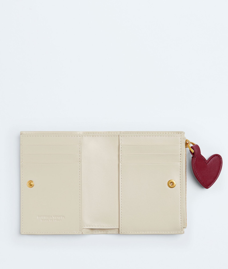Bottega Veneta Intrecciato Small Bi-Fold Wallet outlook
