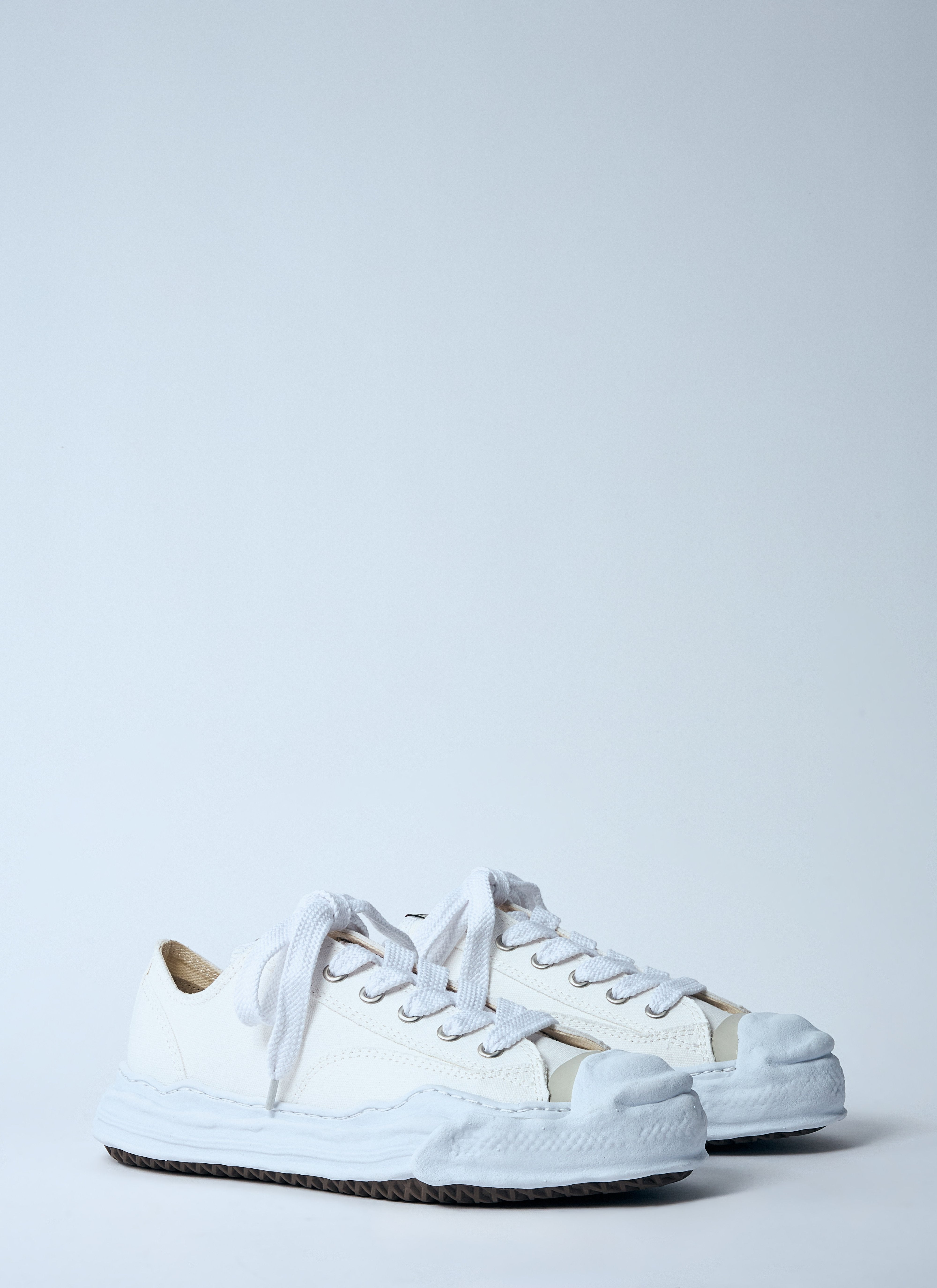 Maison Mihara Yasuhiro Men Hank Low Top Sneakers - 2
