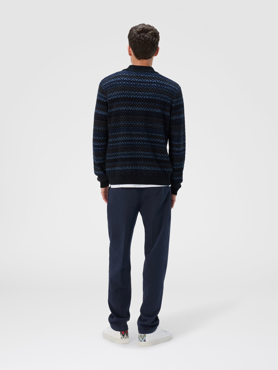 Cardigan with Zigzag and Stripe Pattern - 3