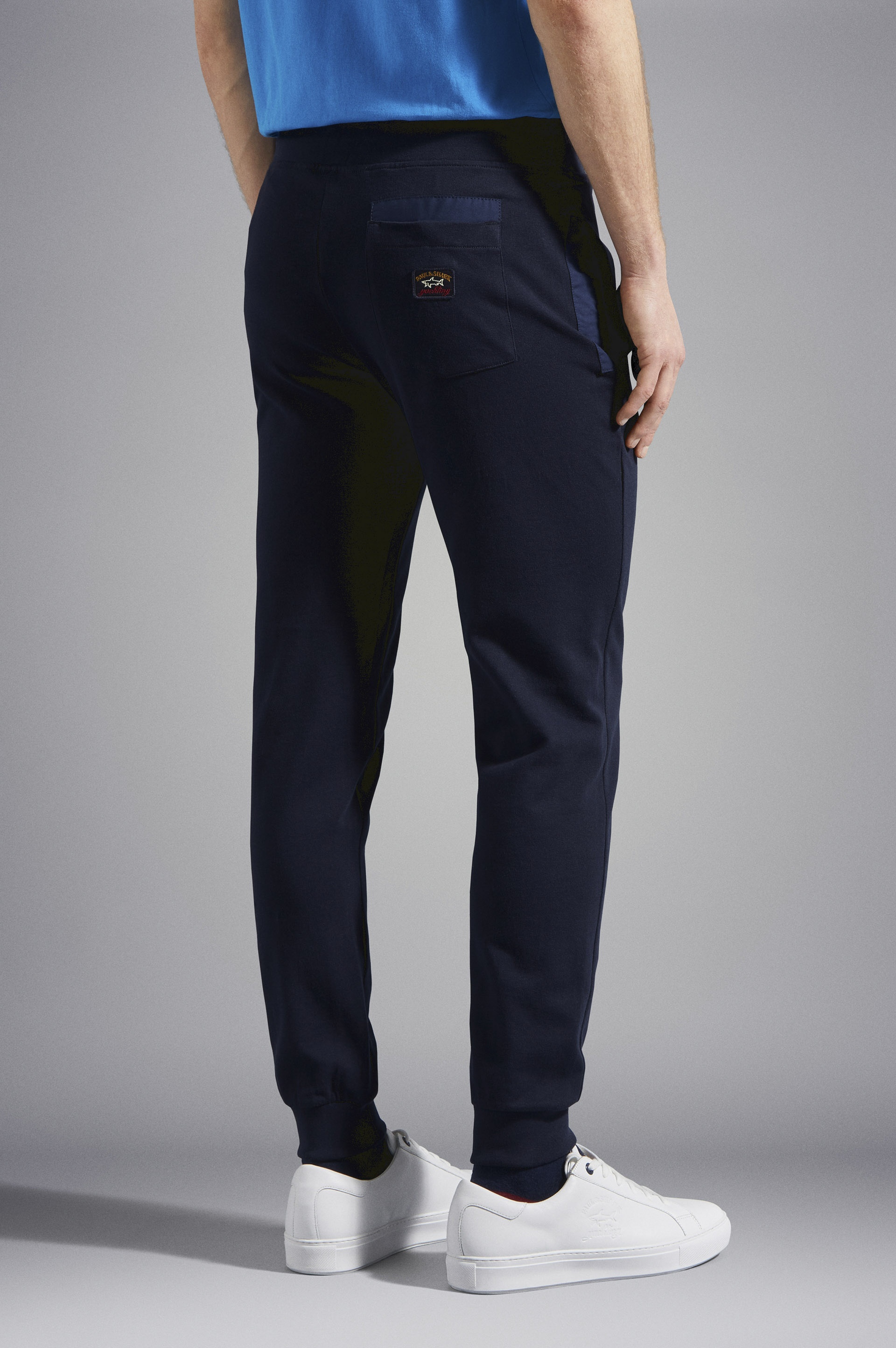 COTTON SWEATPANTS WITH ICONIC BADGE - 3