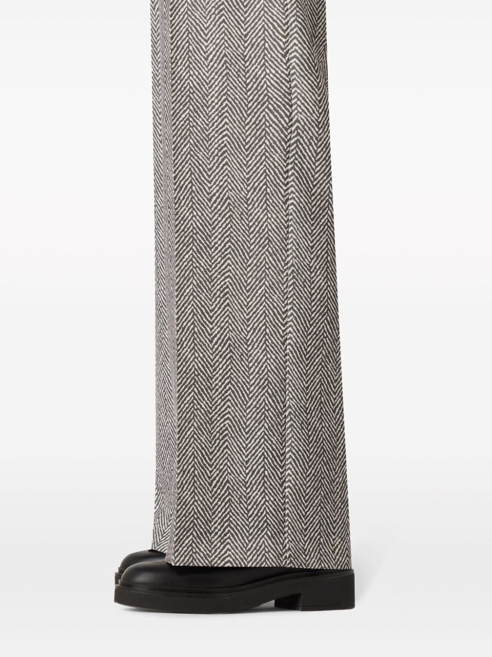 elasticated-waistband herringbone shorts - 4