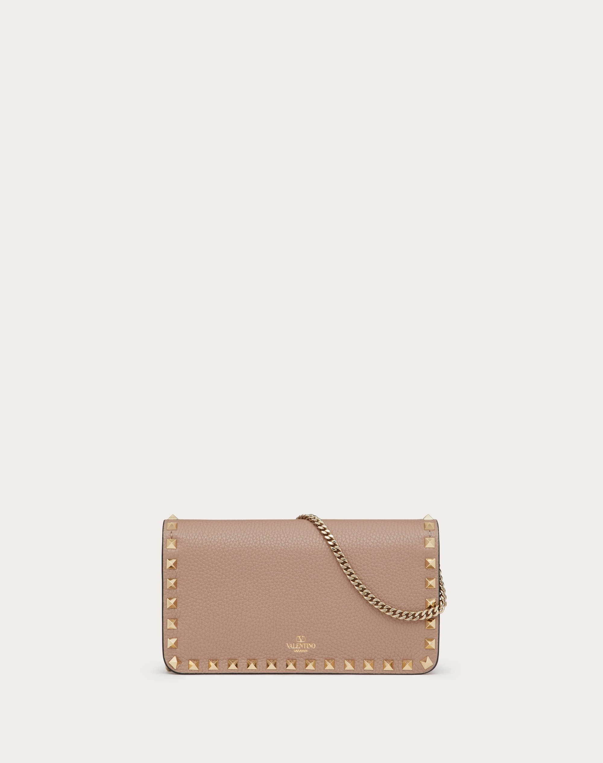 ROCKSTUD GRAINY CALFSKIN CHAIN POUCH - 4