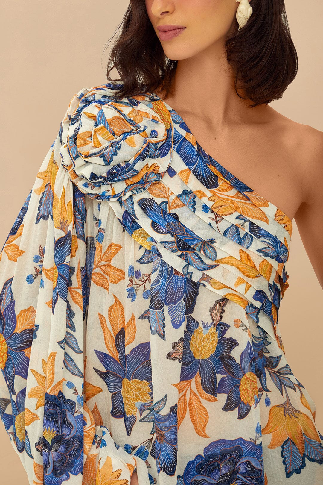Off-White Summer Flowers 3D Rose One-Shoulder Blouse - 2