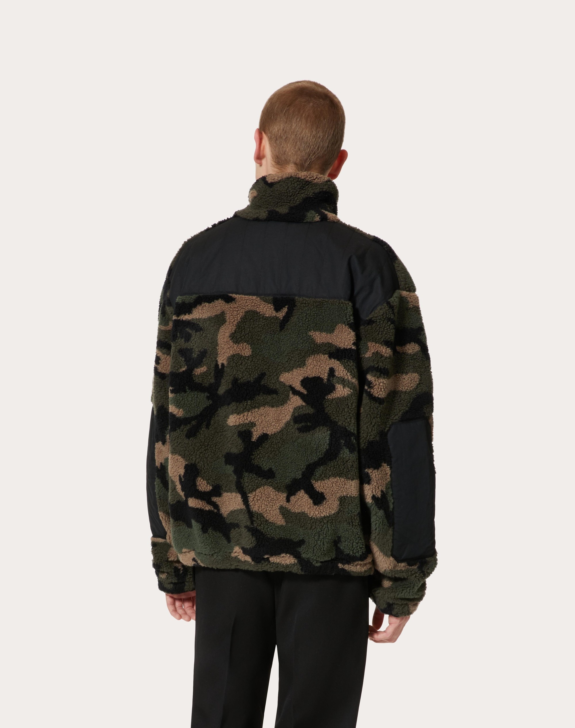 HIGH-NECK FLEECE JACKET WITH ZIP AND CAMOUFLAGE PATTERN - 4
