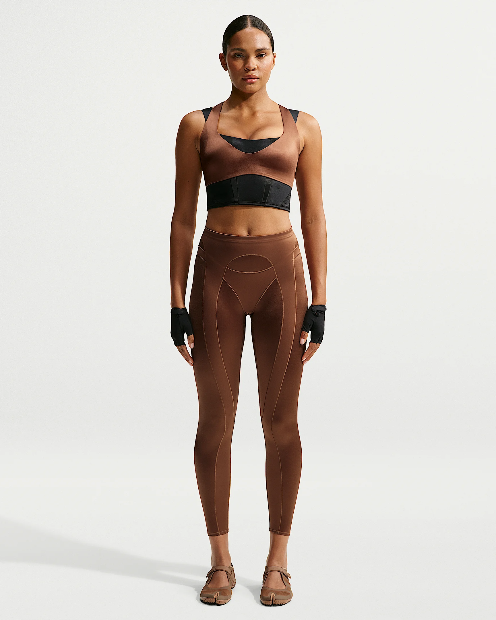 NikeSKIMS Satin Shine Women's High-Waisted 26" Leggings - 1