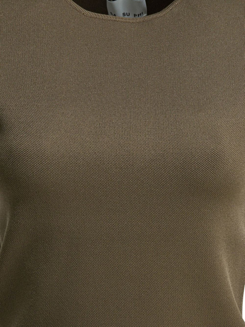 shoulder-padded top 3