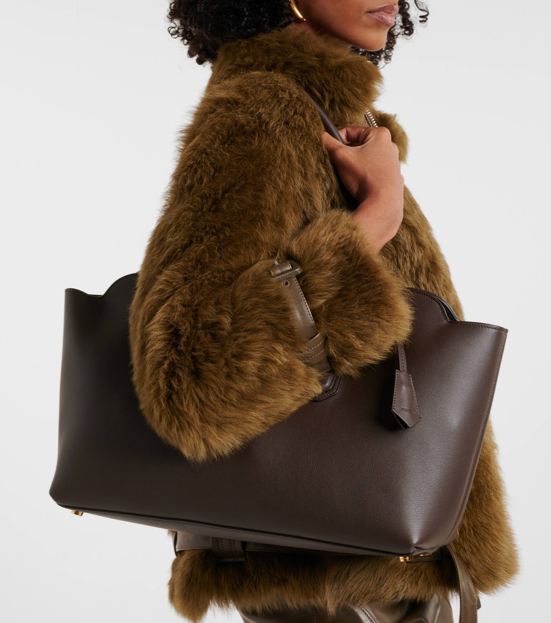 Alexander Large leather shoulder bag - 6