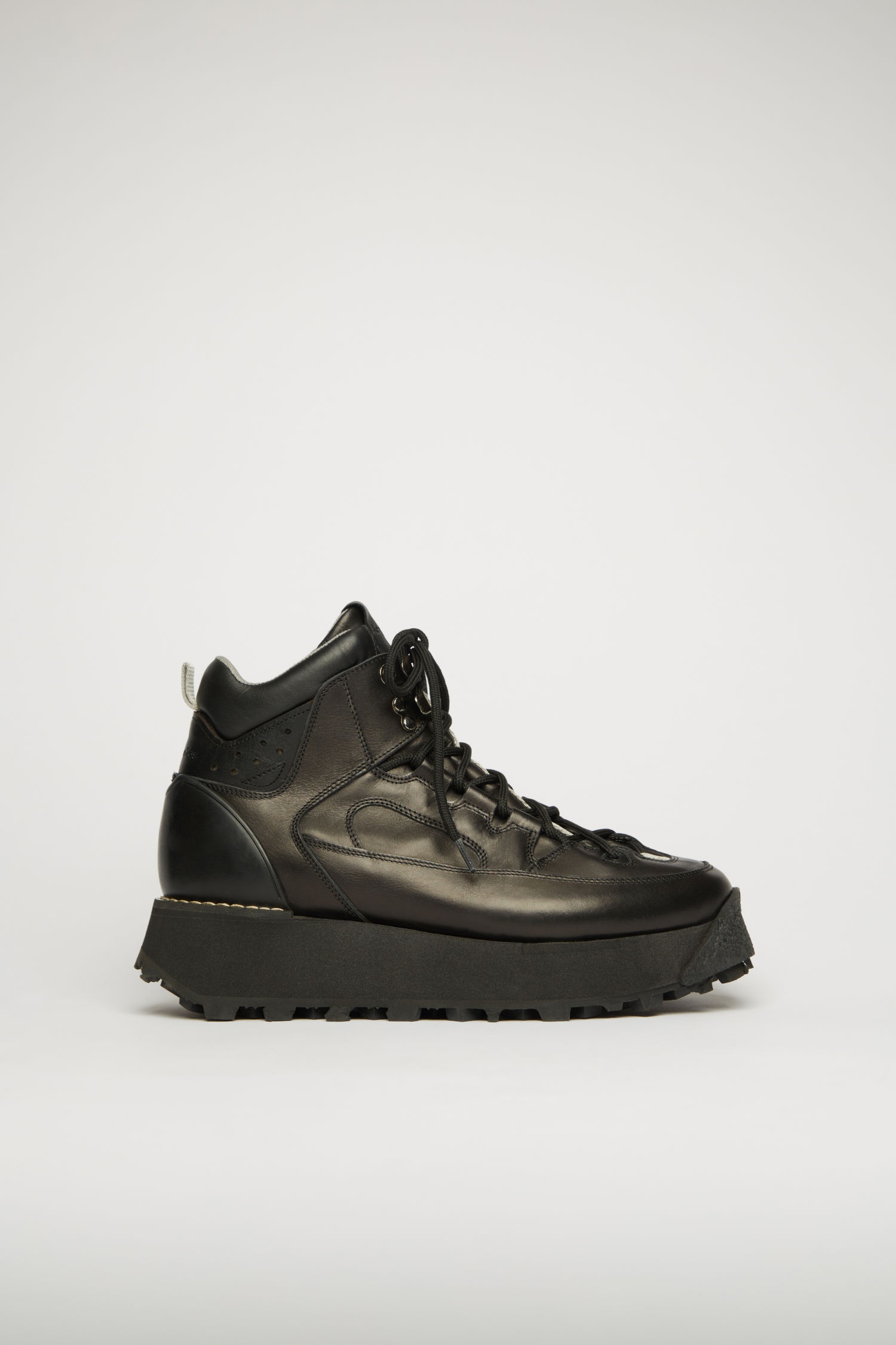 Leather trekking boots black - 1