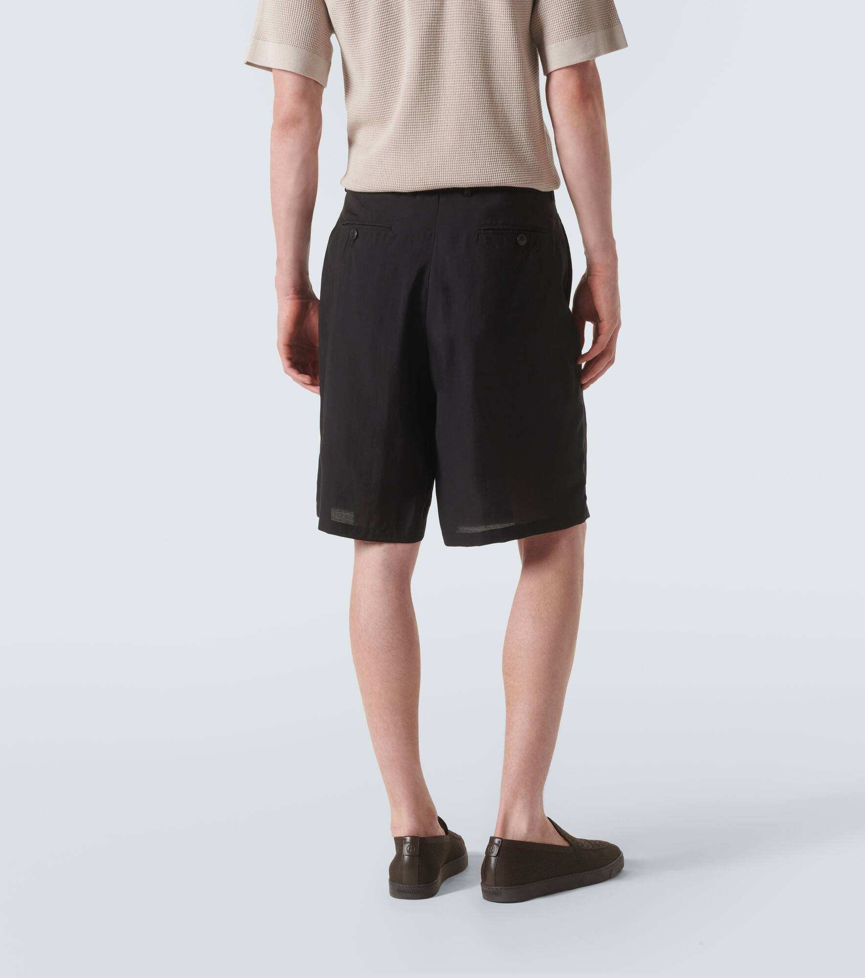 Pleated Bermuda shorts - 4