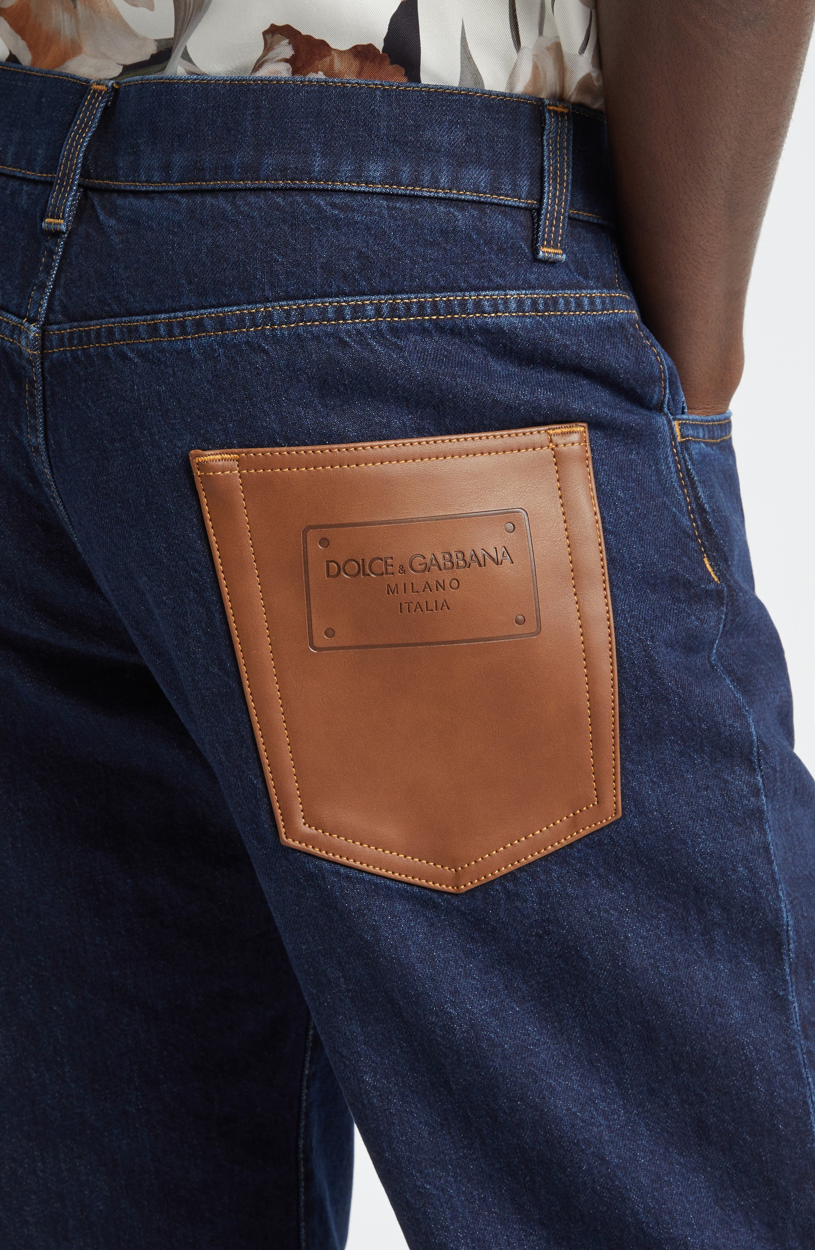 Classic Fit Jeans - 5
