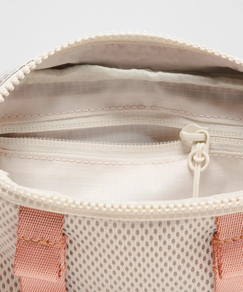 Clippable Nano Pouch *Paracord 4