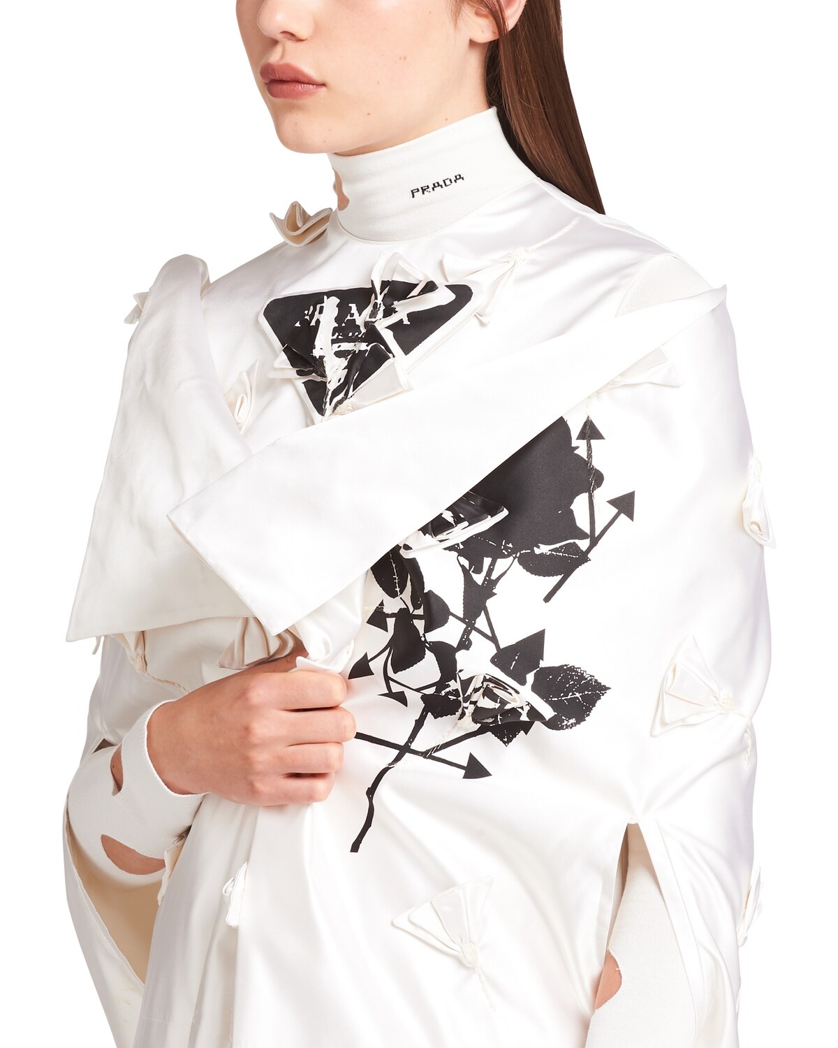 Single-breasted printed embroidered duchesse cape - 5