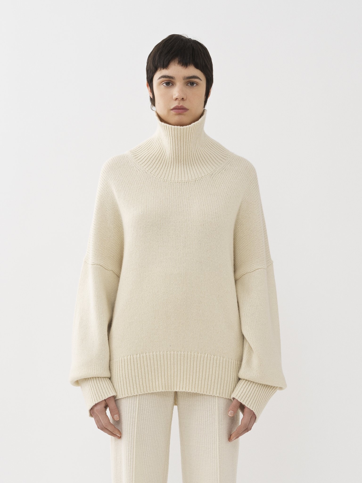 OVERSIZED HIGH-NECK SWEATER - 2