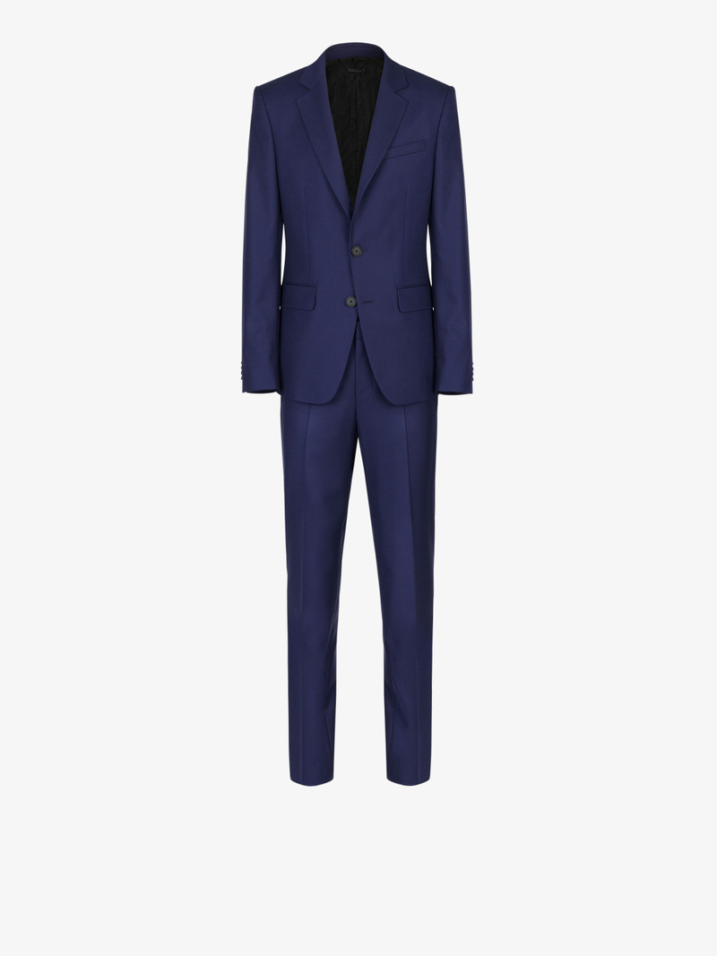 Slim fit suit in lightweight wool 1