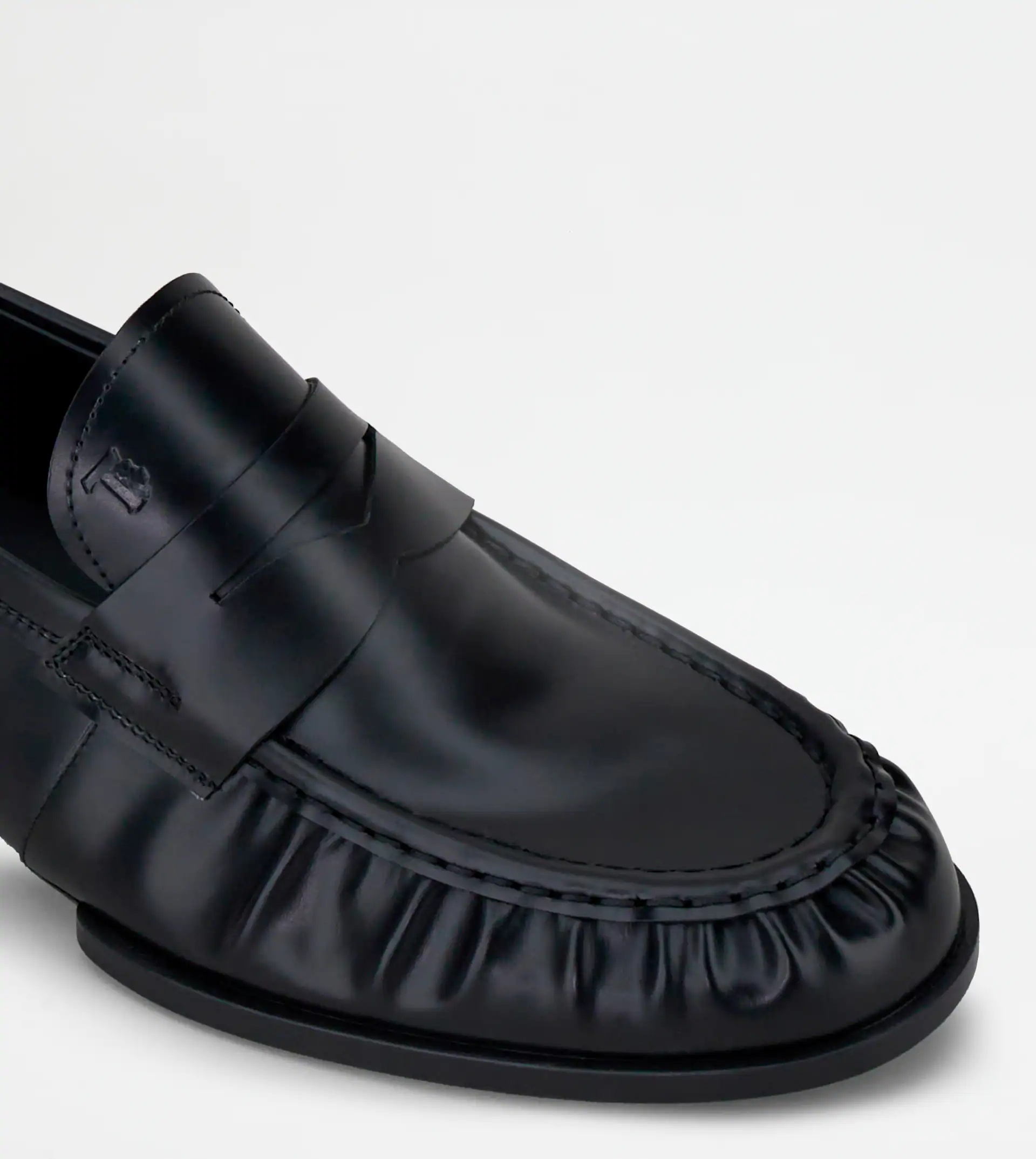 LOAFERS IN LEATHER - BLACK - 6