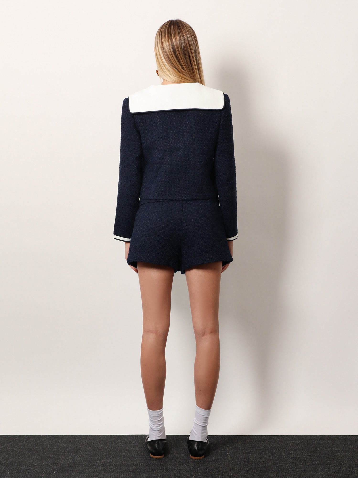 Bouclé Fabric Blazer With Jewel Buttons - 3
