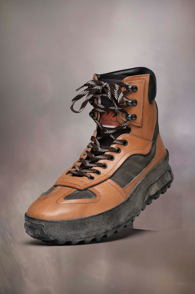 Climber sneaker 1