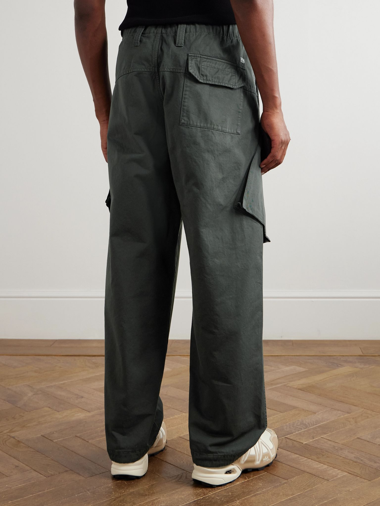 Wide-Leg Pleated Cotton-Gabardine Cargo Trousers Gray - 4