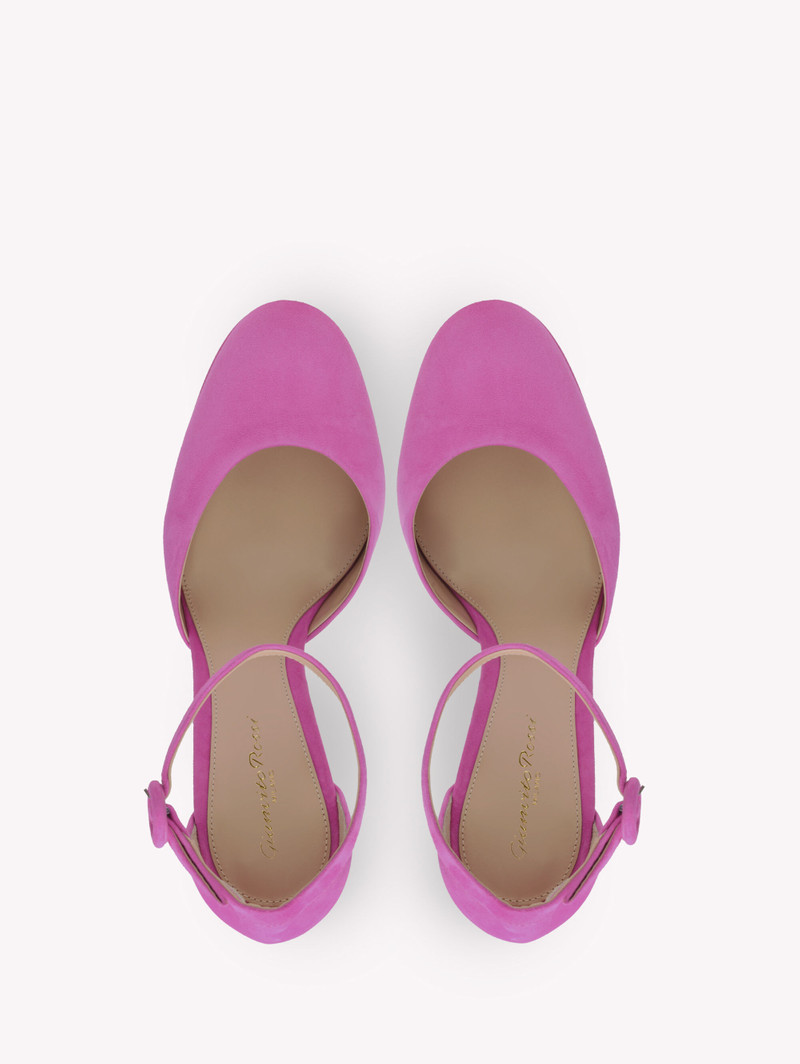 HOLLY D'ORSAY 3
