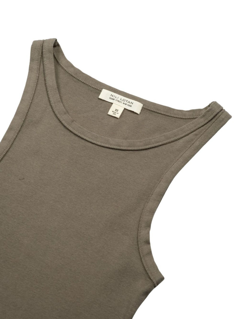 sleeveless tank top 3