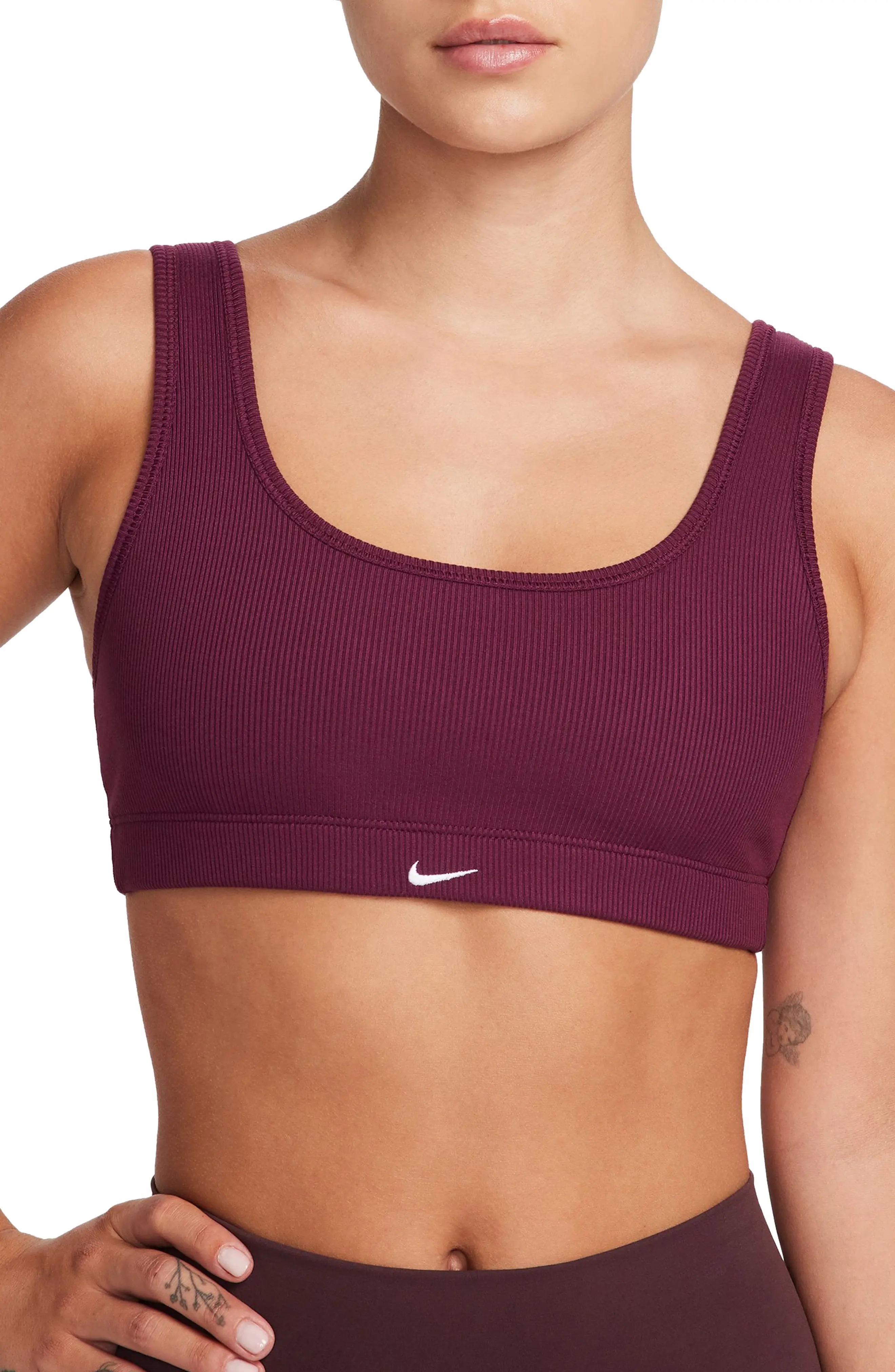 Alate All U Rib Sports Bra in Bordeaux/Bordeaux/White - 1