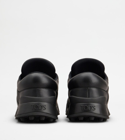 Tod's SNEAKERS IN LEATHER - BLACK outlook