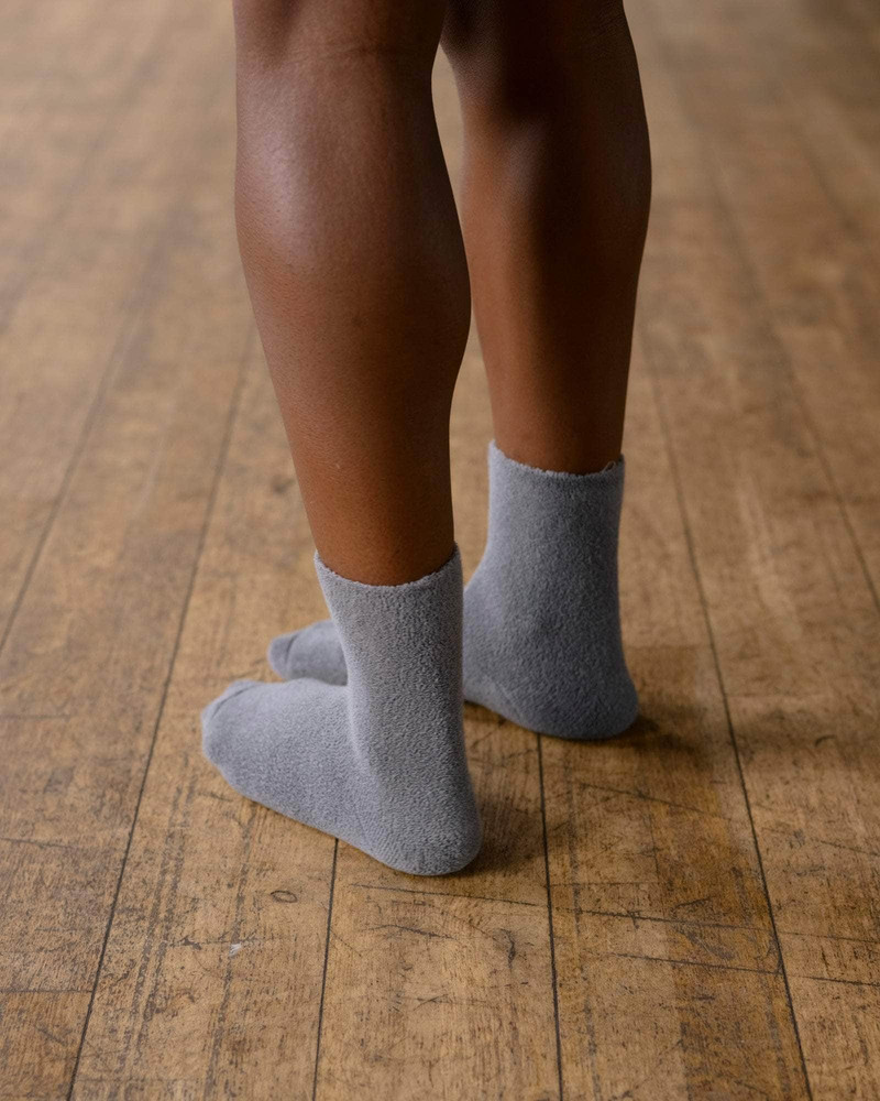 Buckle Overankle Socks - Textured Organic Cotton 3