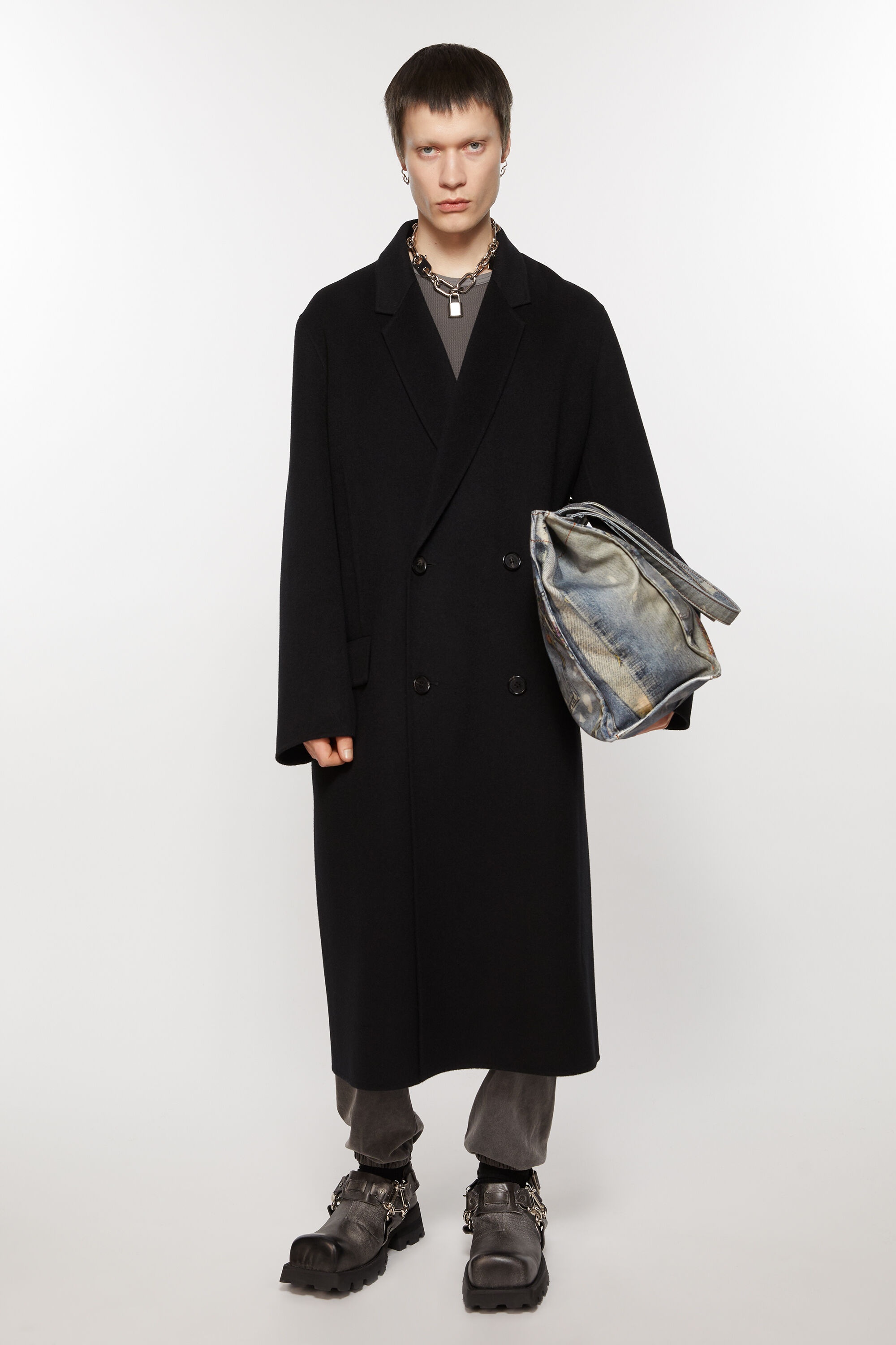 Double-breasted wool coat - Black - 7