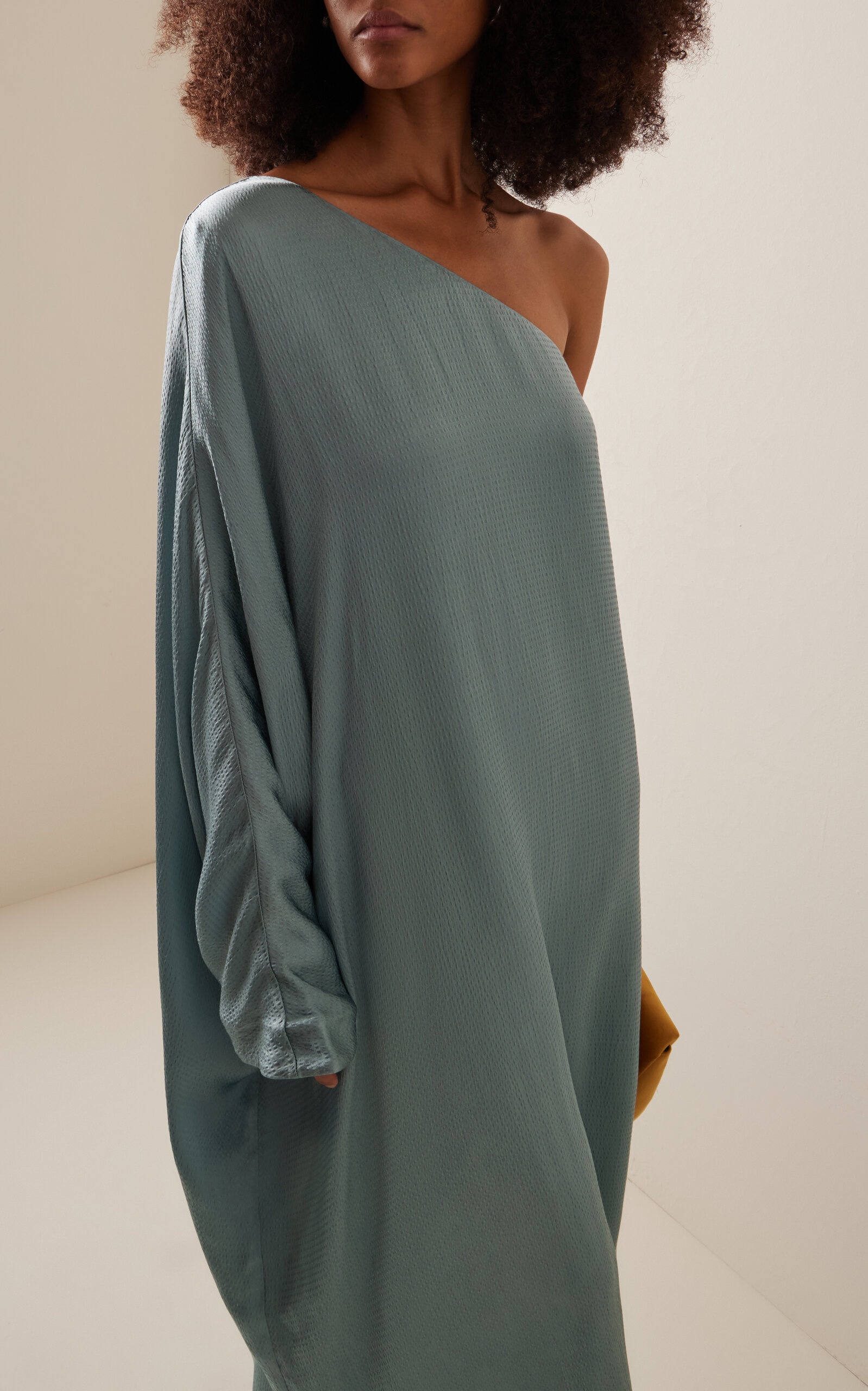 Sonia Asymmetric Hammered Satin Gown green - 3