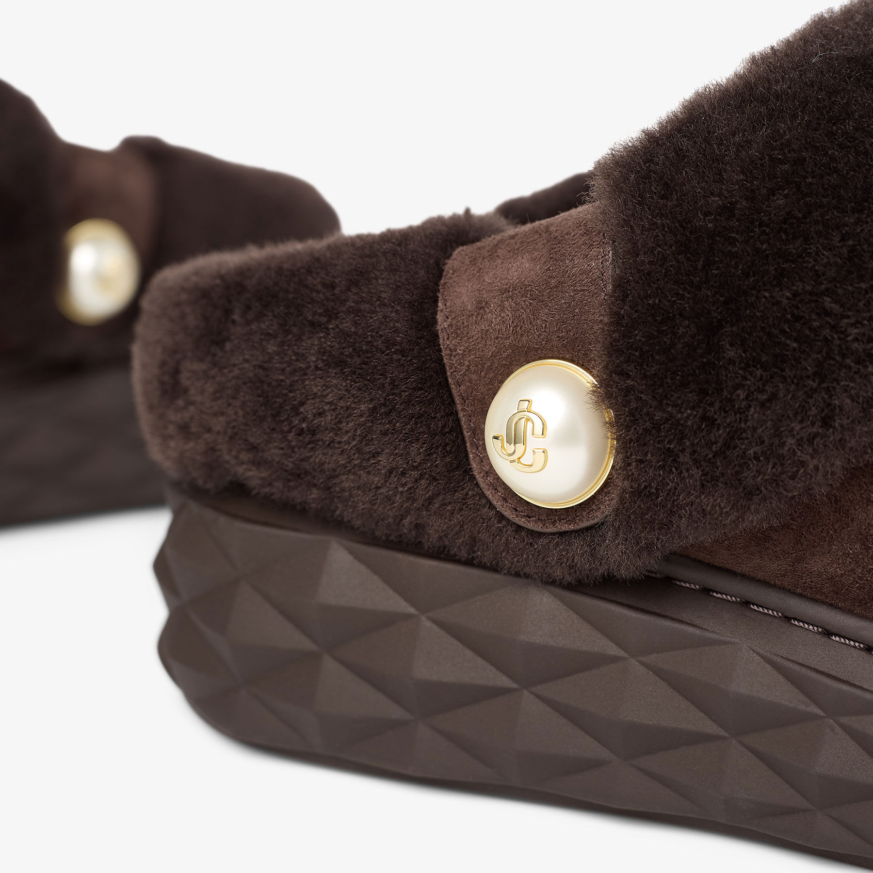 Diamond Maxi Mule F
Chococlate Suede Mules with Shearling - 3