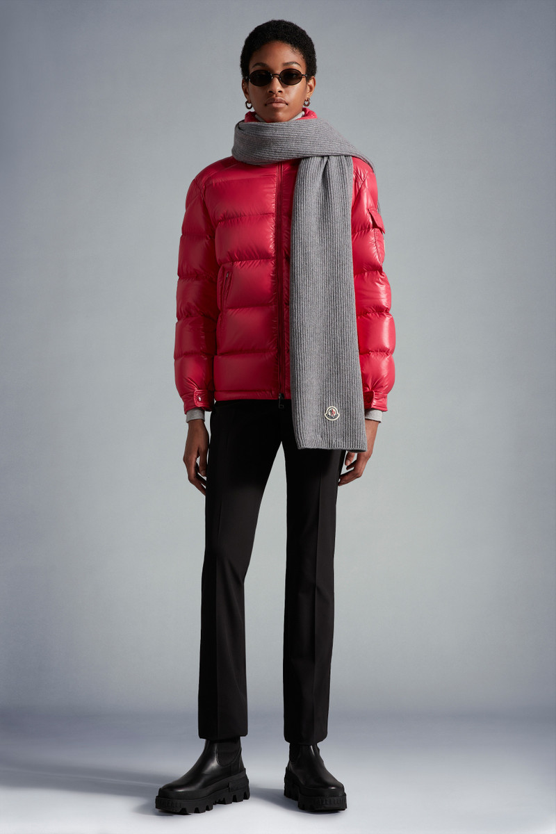 Moncler Wool & Cashmere Scarf outlook