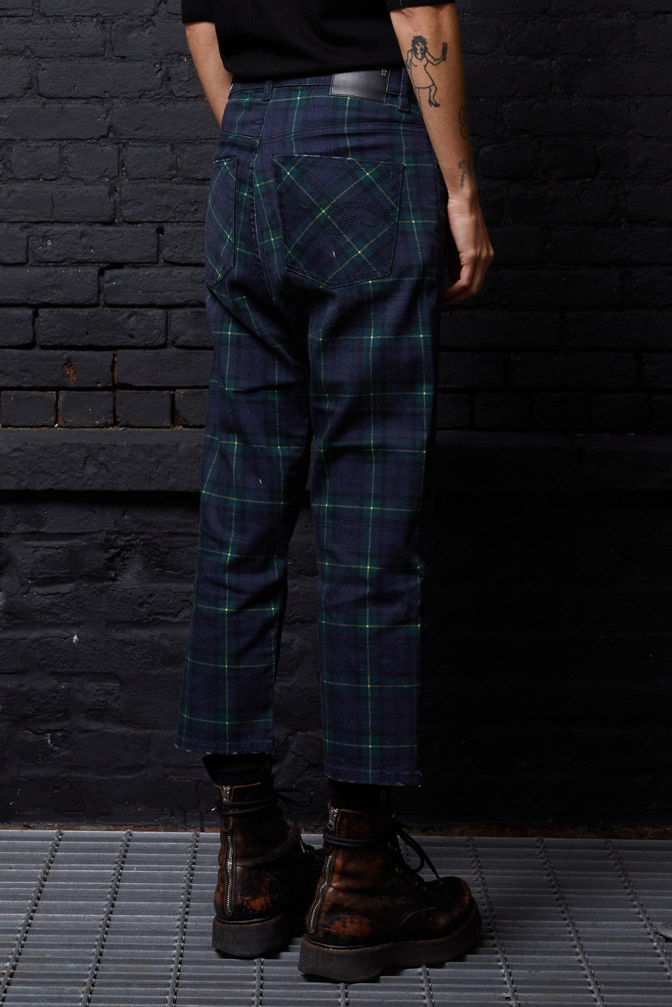 TAILORED DROP - PRINTED TARTAN - 4