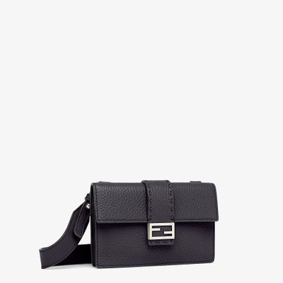 FENDI Black leather bag outlook