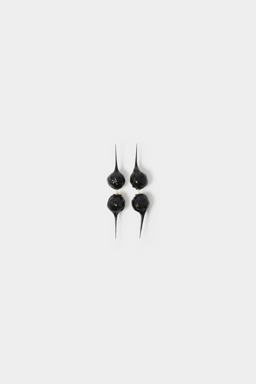 MINI SPIKE RUBBERIZED EARRINGS / silver / black - 1