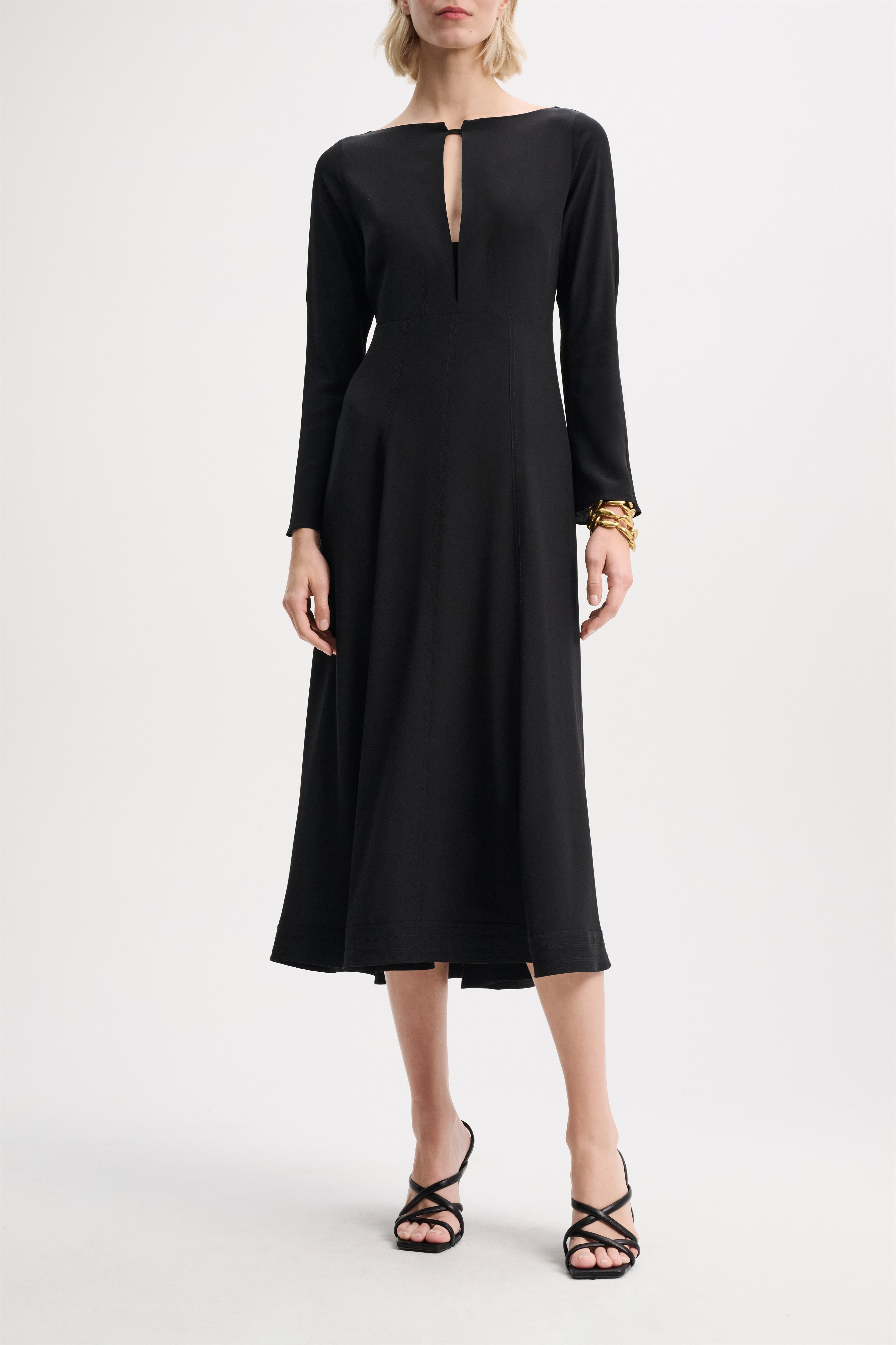 【Dorothee Schumacher】 Sophisticated Volumesシルクミディド DOROTHEE SCHUMACHER SOPHISTICATED VOLUMES dress | REVERSIBLE