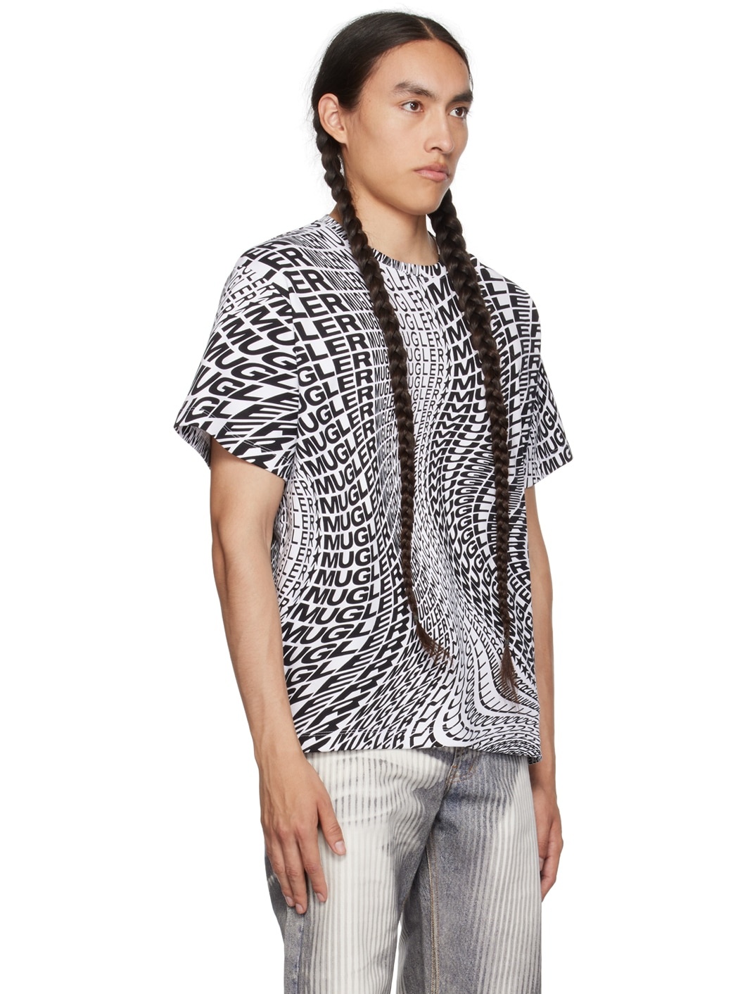 Black & White Swirling Star T-Shirt - 2