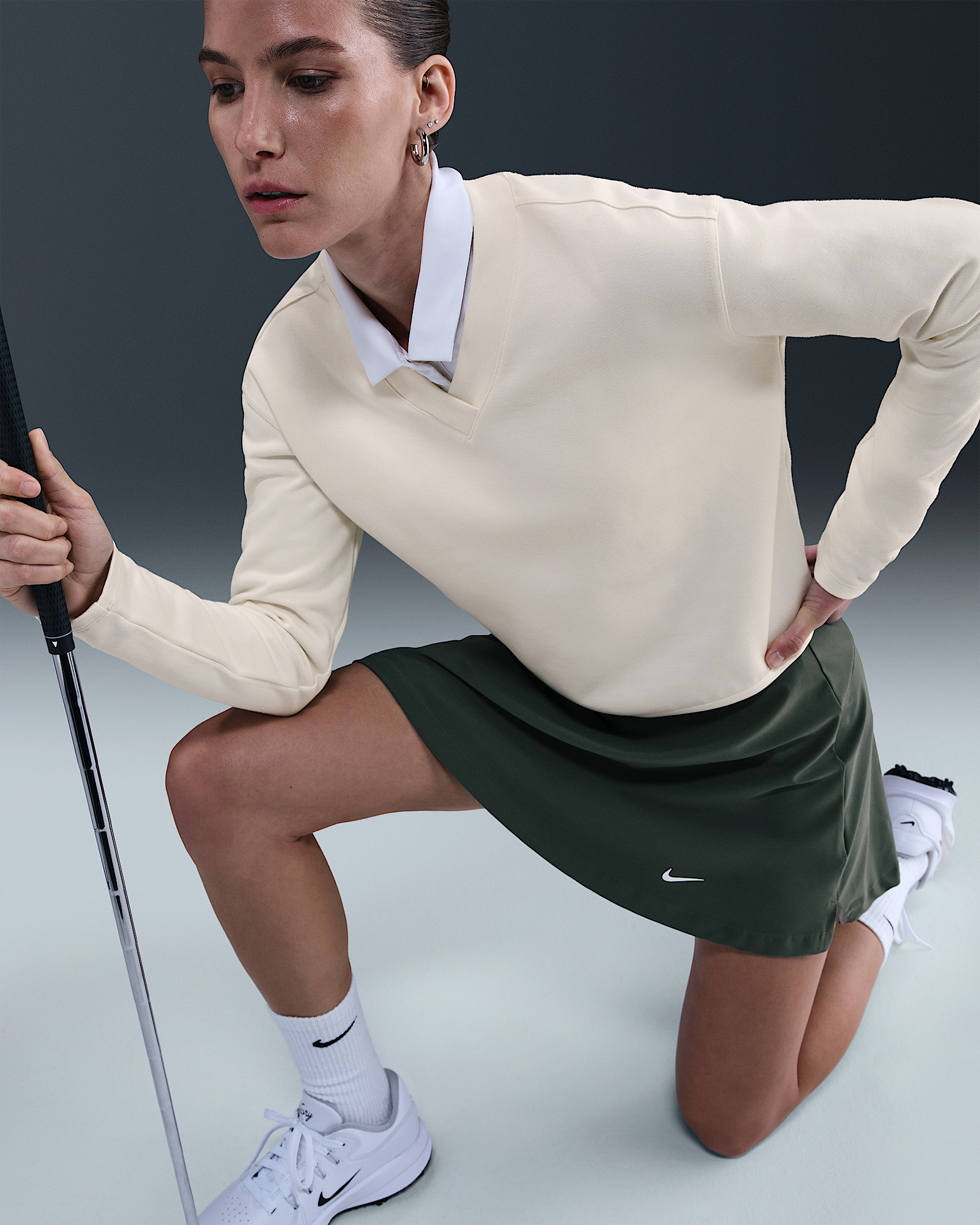 Nike Women's V-Neck Long-Sleeve Golf Top - 3