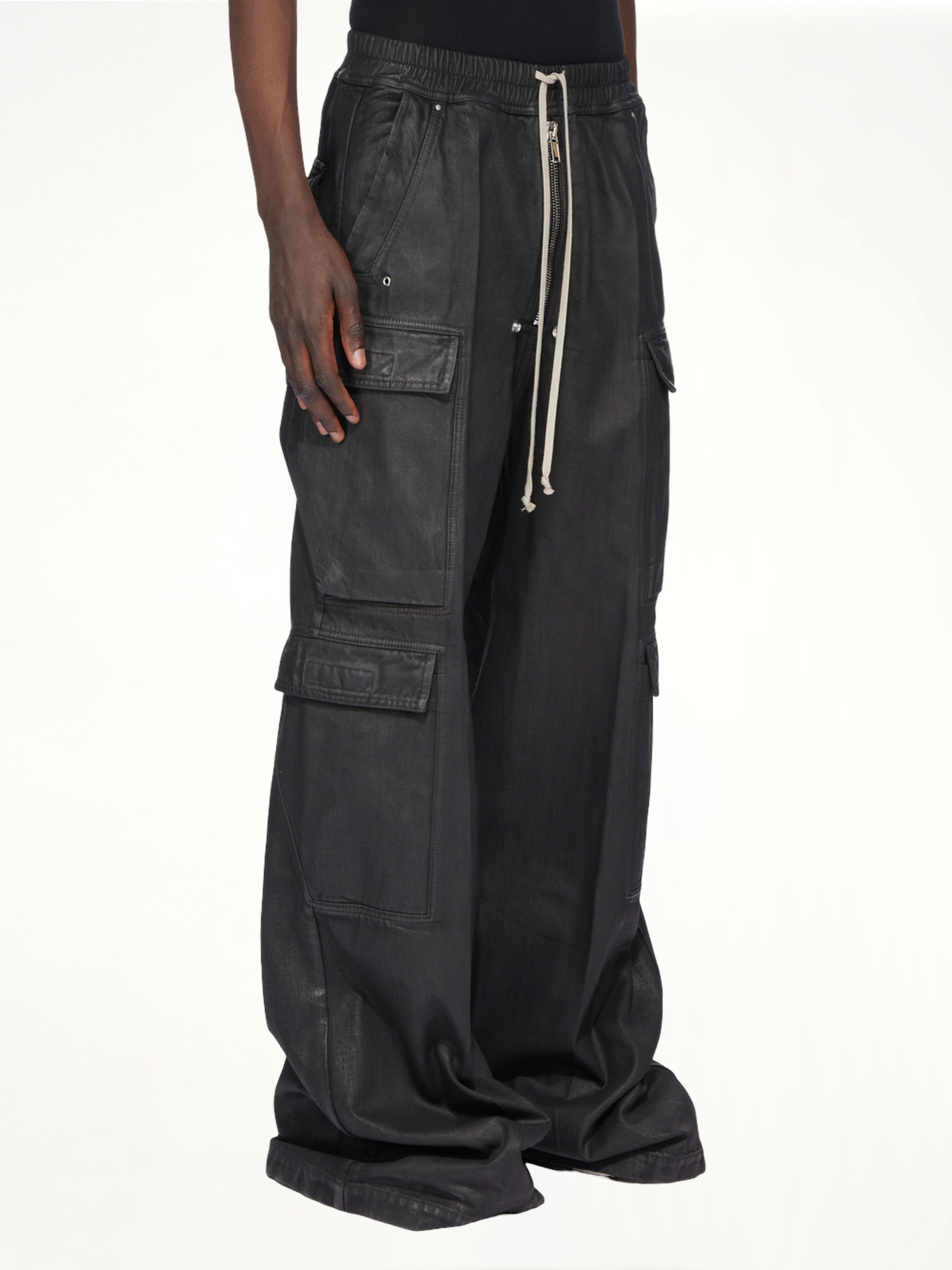 Double Cargo Jumbo Belas in Black - 8