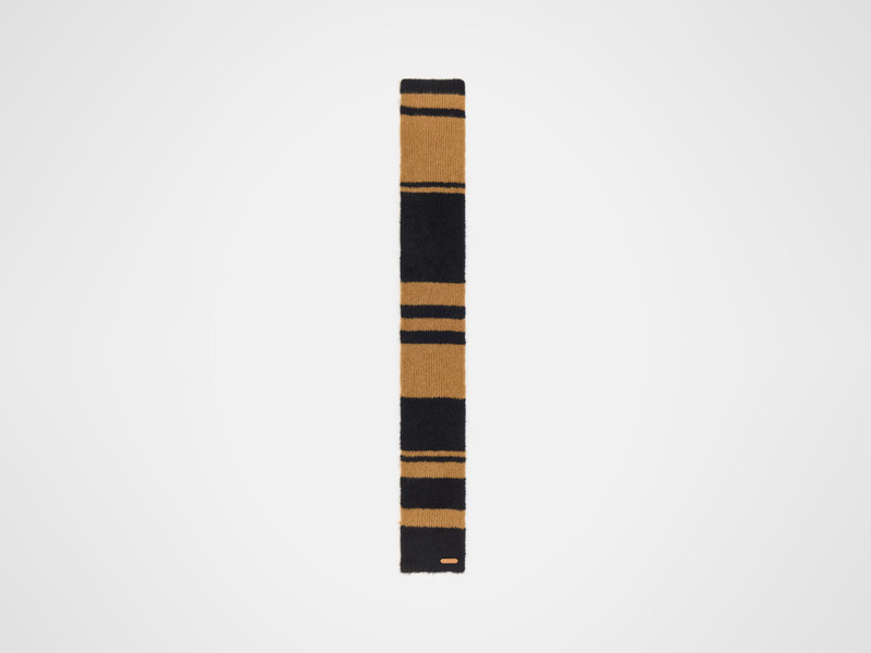 STRIPED SCARF IN BLACK 5