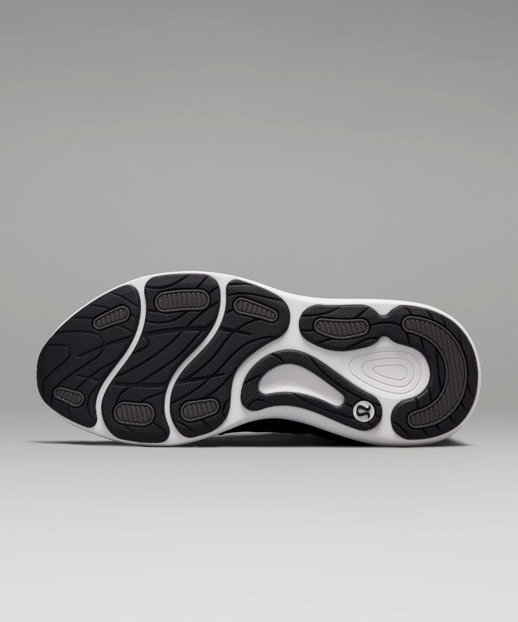 chargefeel 2 Mid Women's Workout Shoe - 9