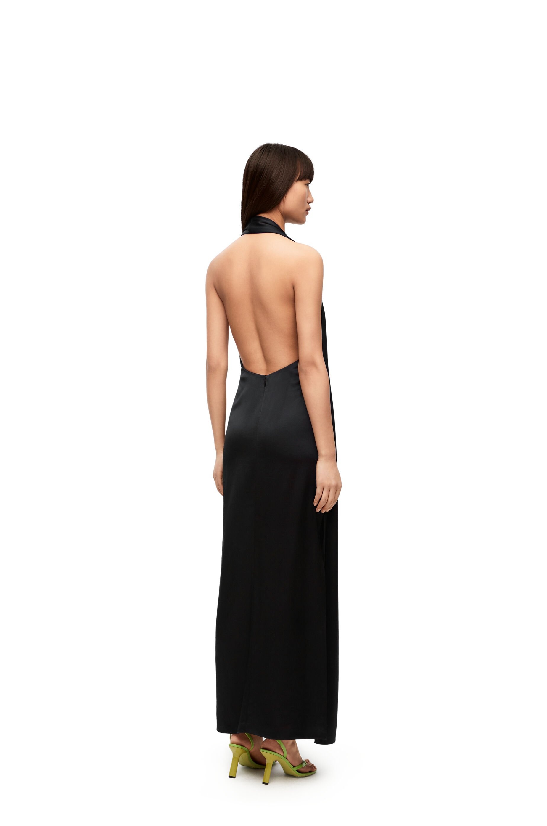 【送料&関税込】Loewe Black Satin Long Dress LOEWE Scarf asymmetric satin halterneck gown | NET-A-PORTER