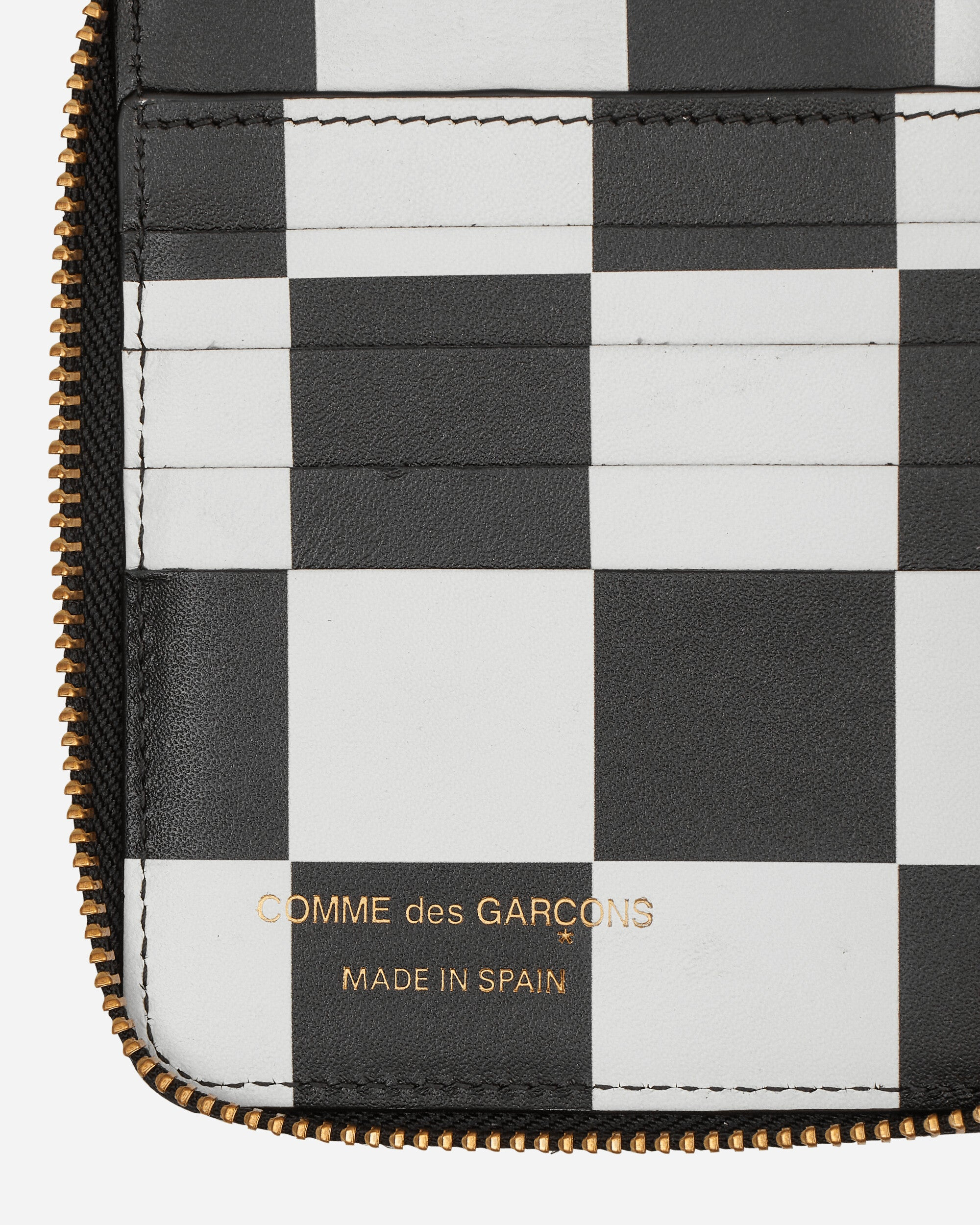 Classic Print Zip-Around Wallet Black - 4