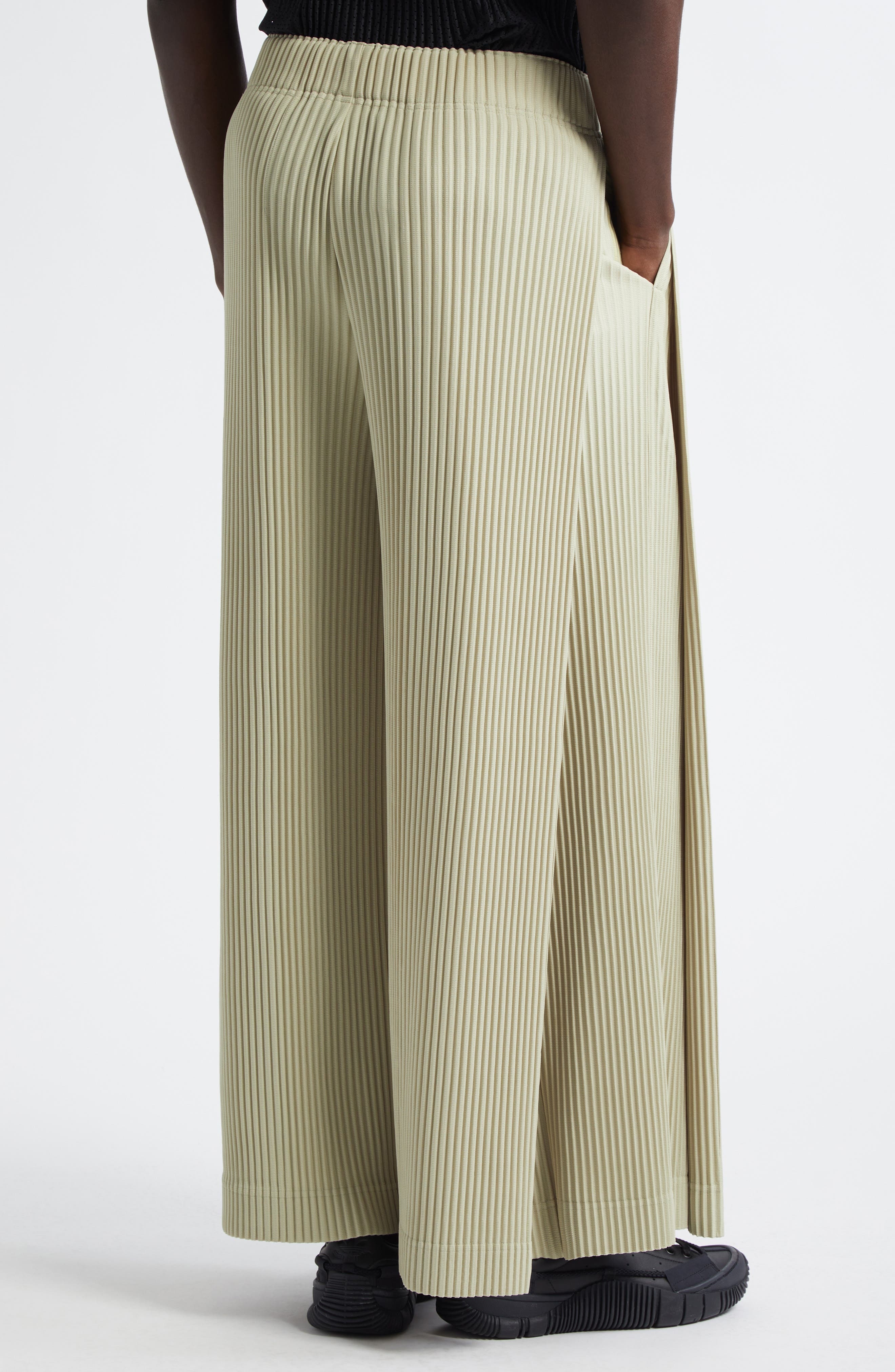Homme Plissé Issey Miyake Monthly Colors May Pleated Wide Leg Pants in Dry Grass Green at Nordstrom - 5