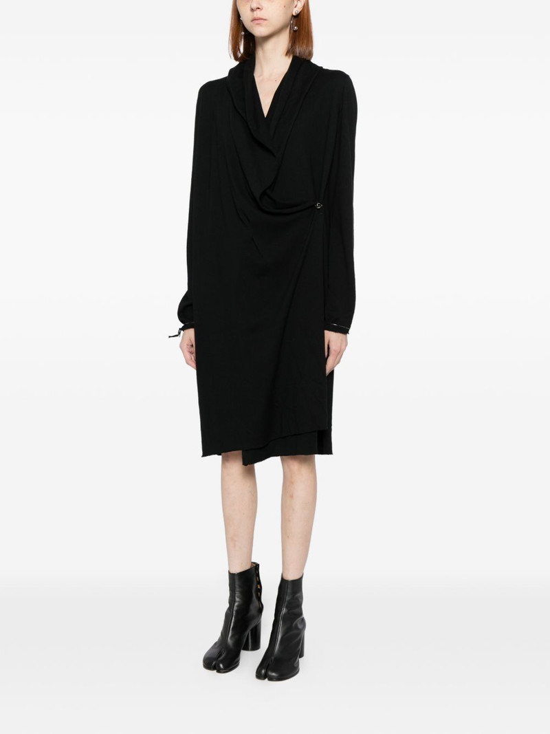 long-sleeved dress 3